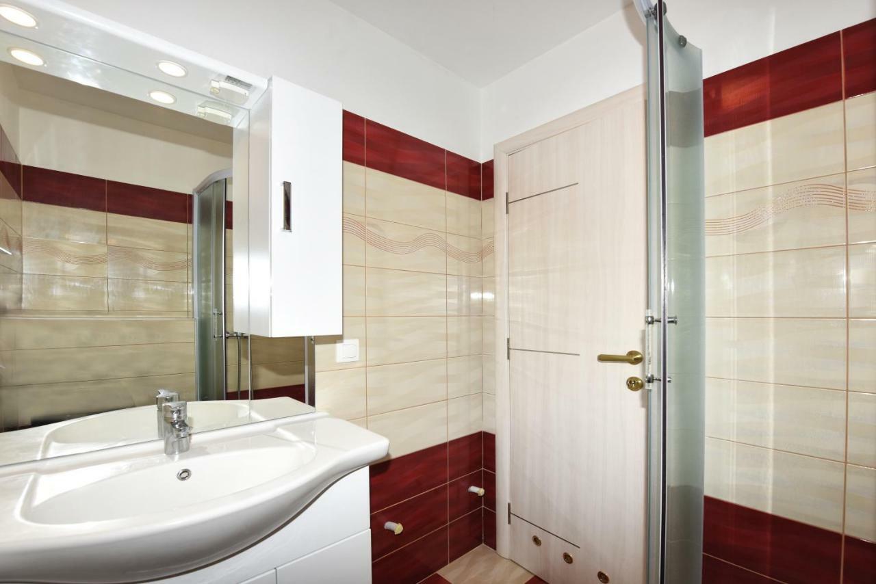 Nena Apartment *