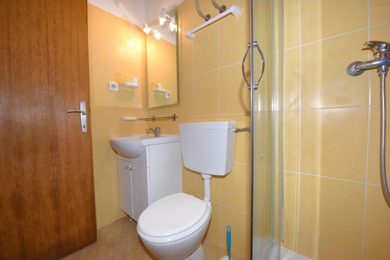Apartment Nena *