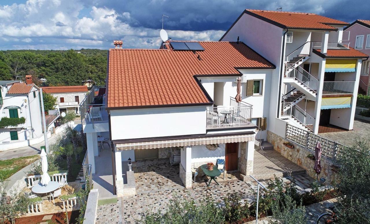 Nena Apartment