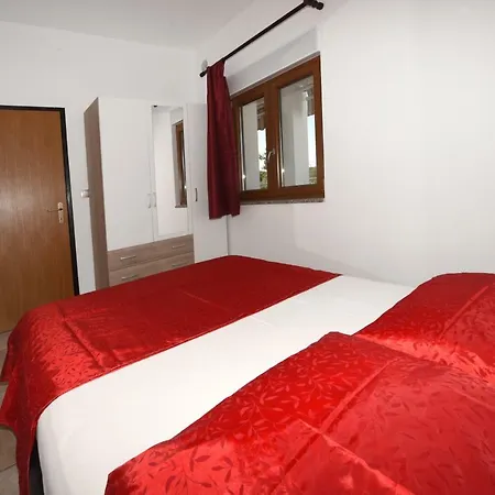 Apartments Nena Funtana Exterior photo