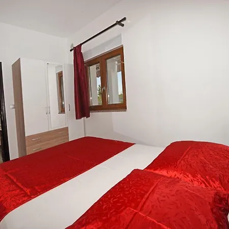 Apartments Nena Funtana Exterior photo