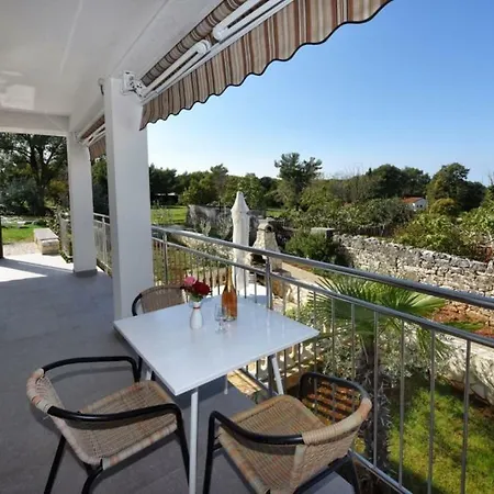 Apartments Nena Funtana Exterior photo