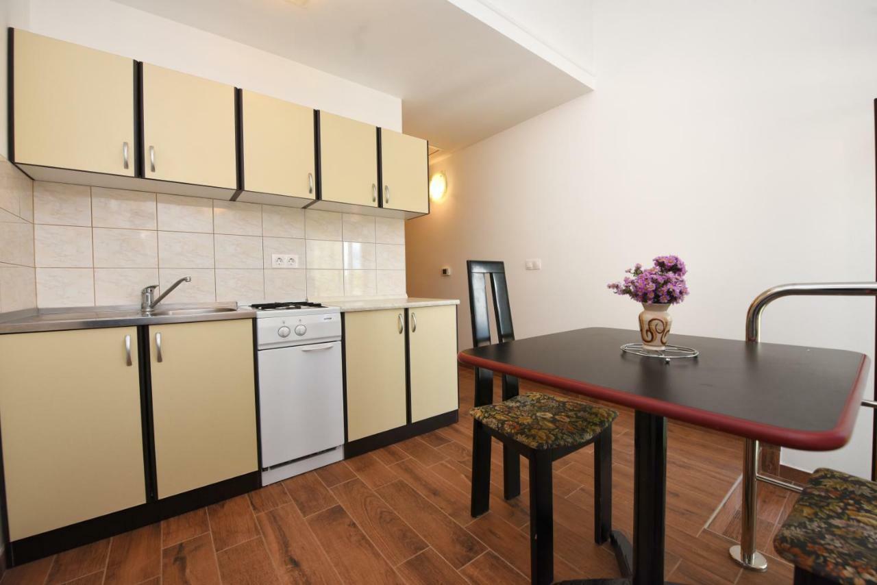 Nena Apartment *