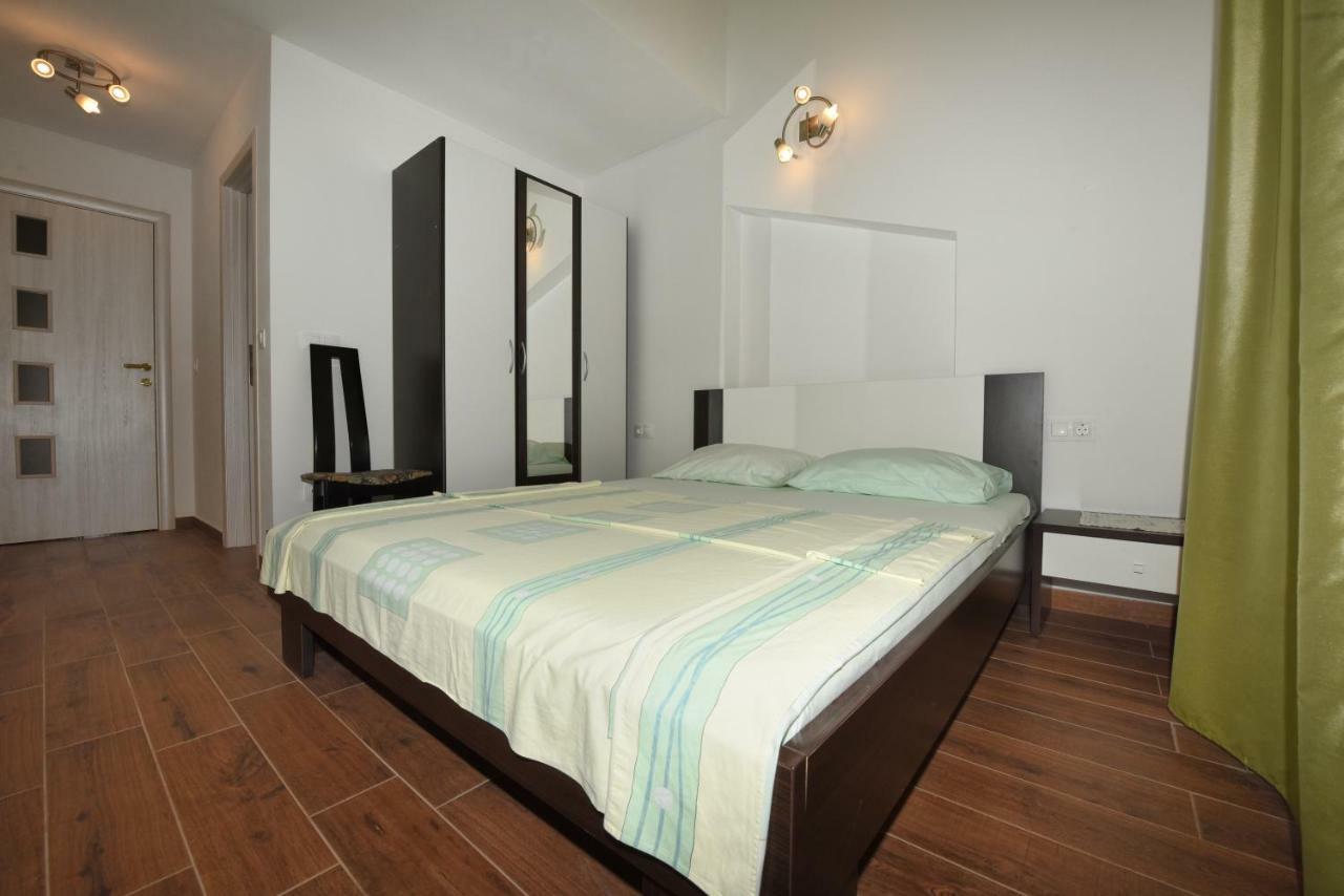 Apartment Nena Funtana