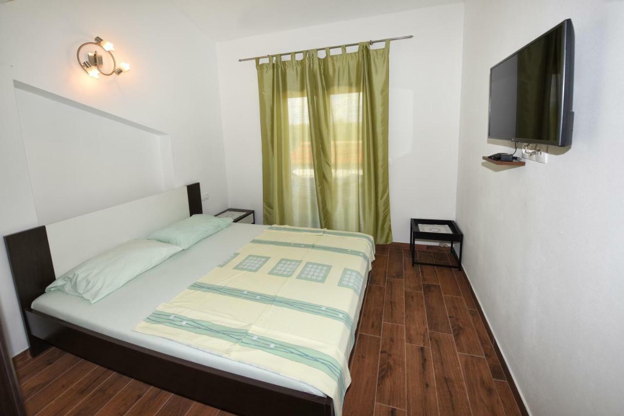 Nena Apartment *