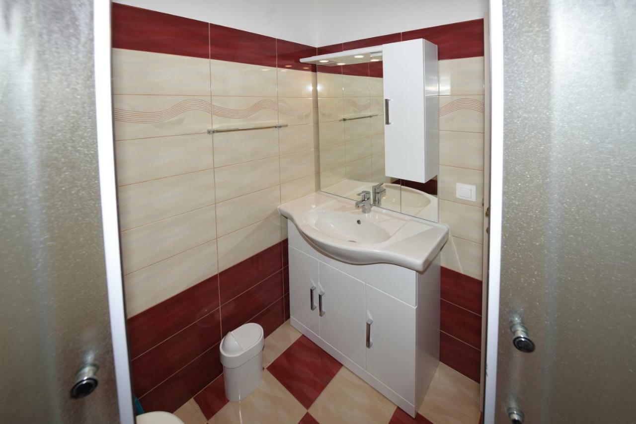 Apartment Nena Funtana